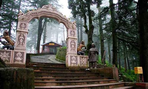 Jakhu-temple-Shimla-manali-package-sightseeing